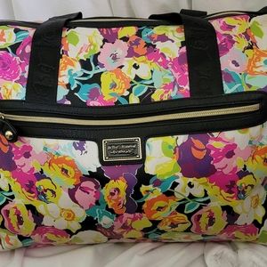 BETSEY JOHNSON XXL DUFFEL BAG